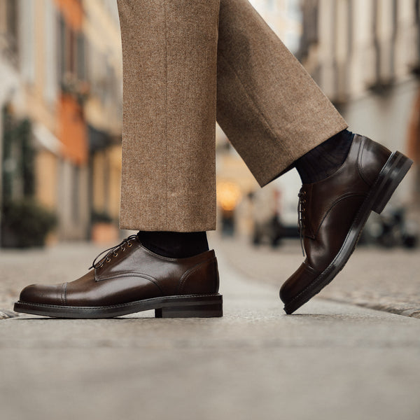 Men's lace up dark brown leather Derby shoes | Velasca Men's lace up dark brown leather Derby shoes | Velasca