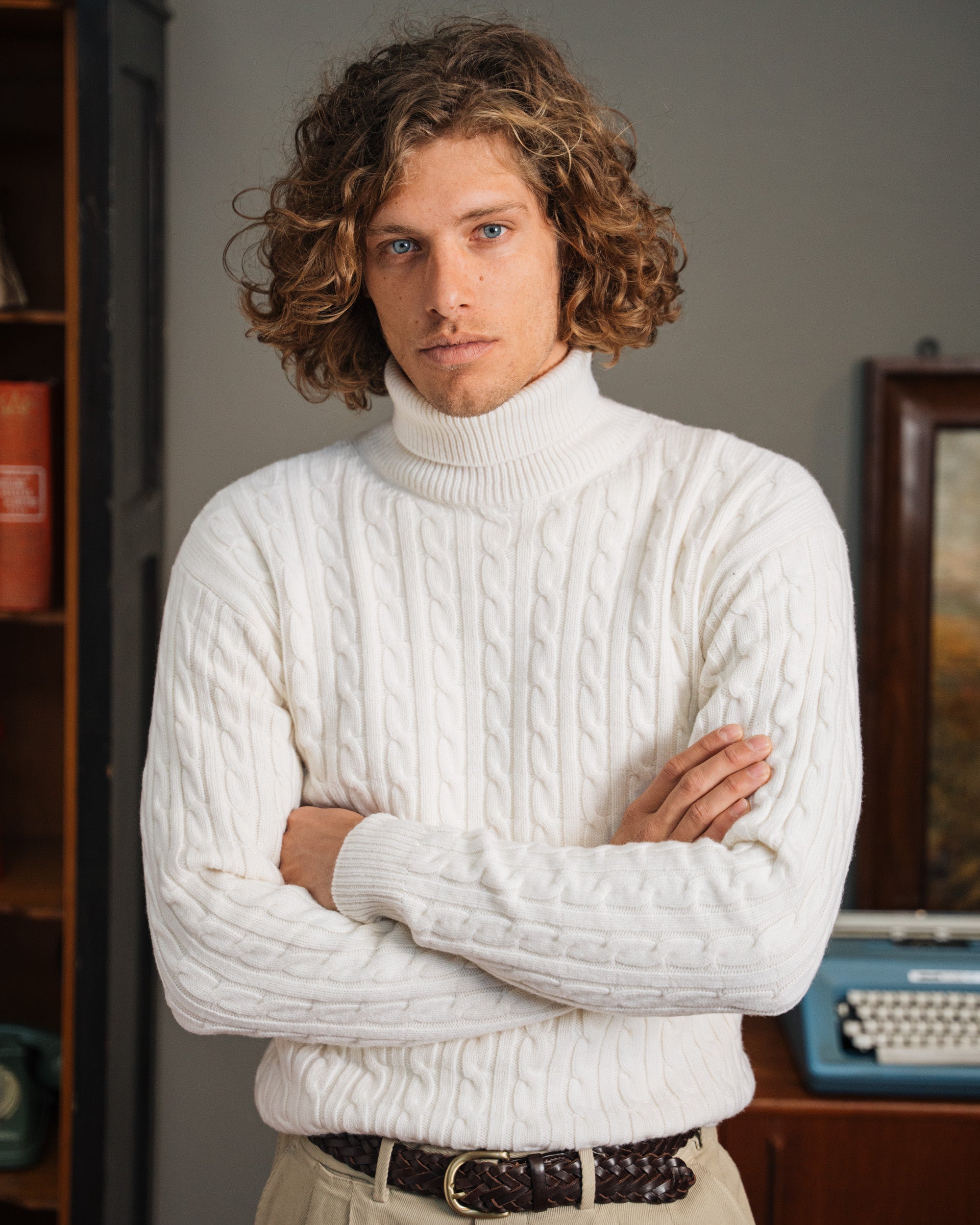 Men's wool turtleneck sweater, Made in Italy | Velasca