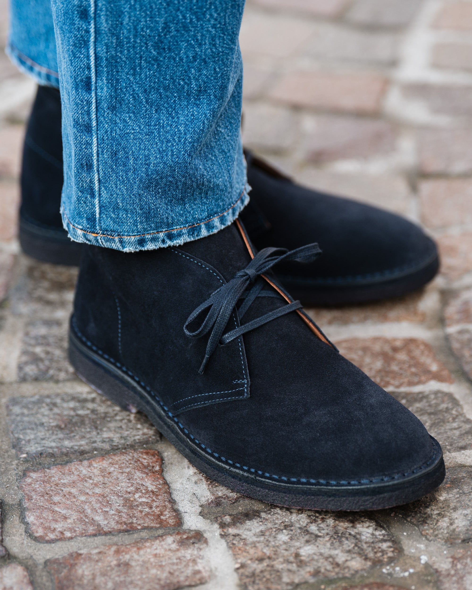 Men's blue leather Desert Boots Velasca - Main Image