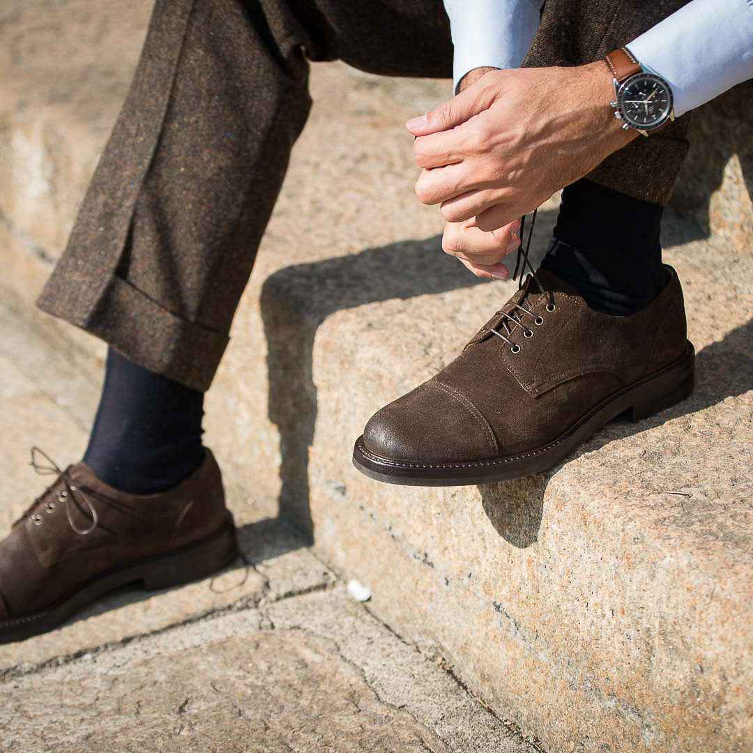 Men's dark brown suede Derby shoes