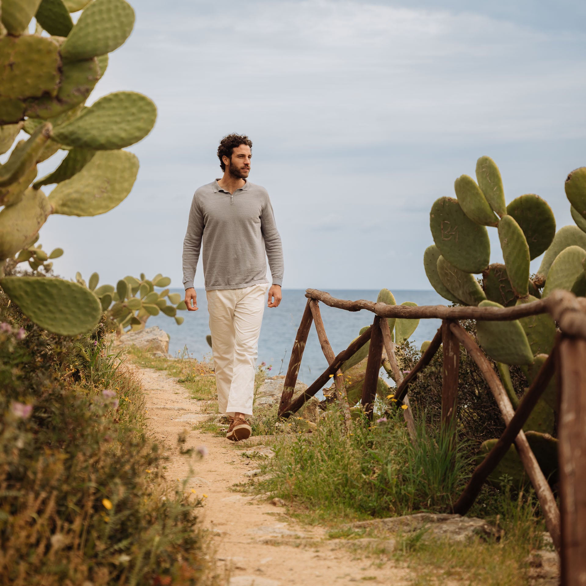 Men's suede espadrilles with laces | Velasca