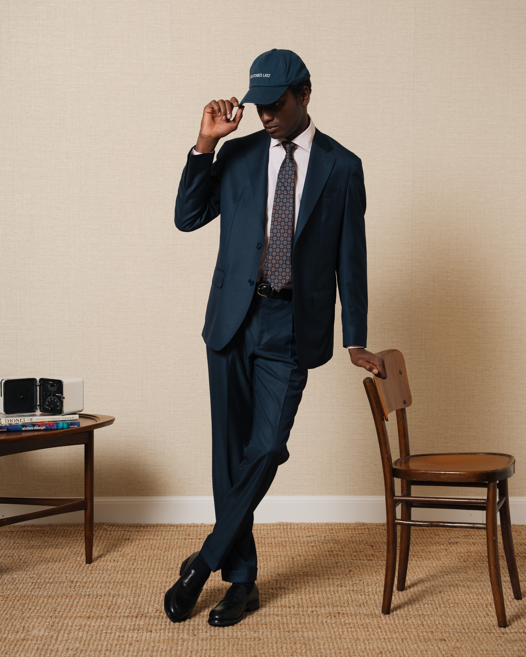 Black tapered real leather penny loafers | Velasca