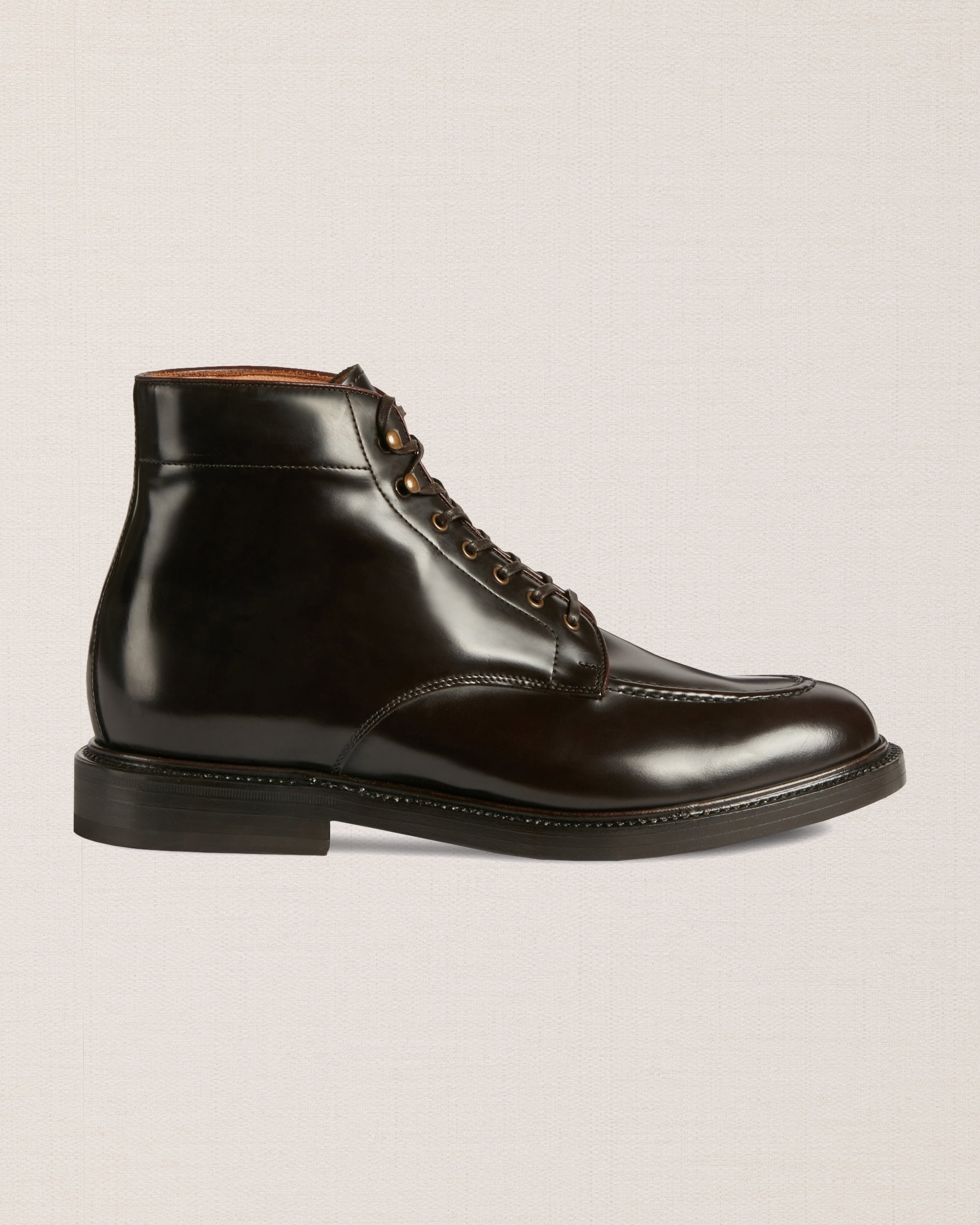 Men's Lace-up brushed smooth calfskin boots with leather sole