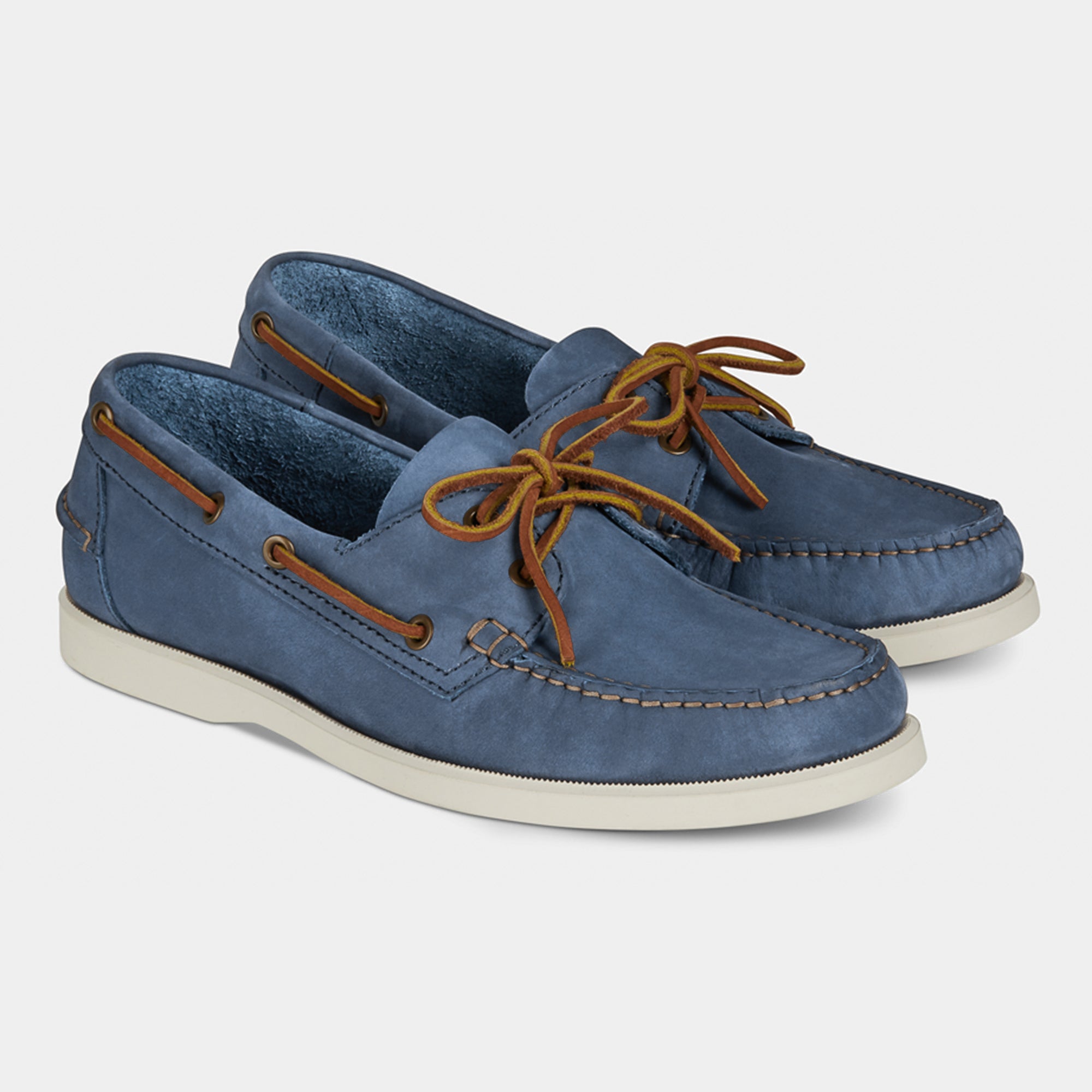 Gambaree Men s boat shoes in rustic leather blue Velasca