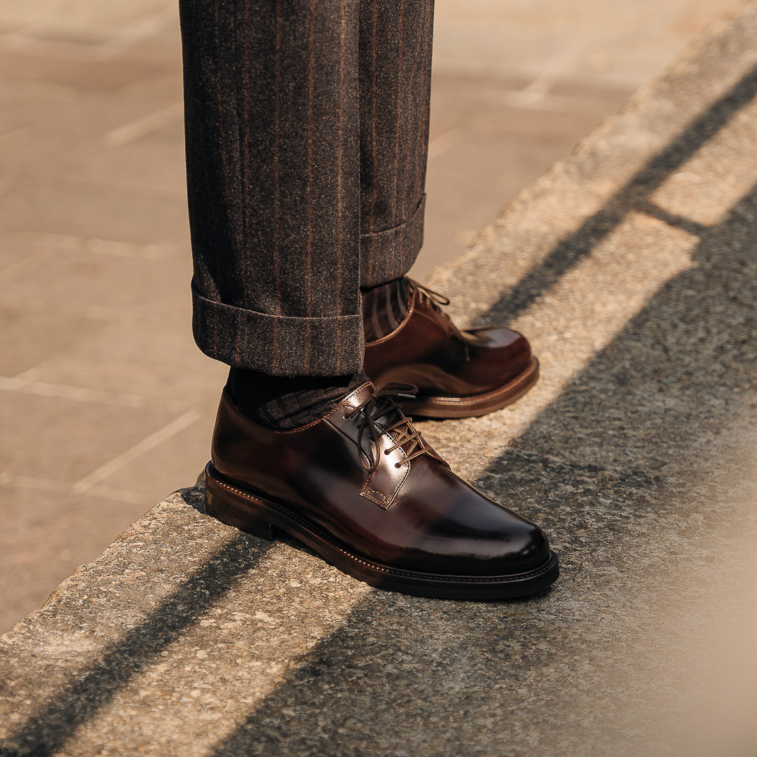 Men s Handmade plain toe Derby shoes with Vibram rubber sole Velasca