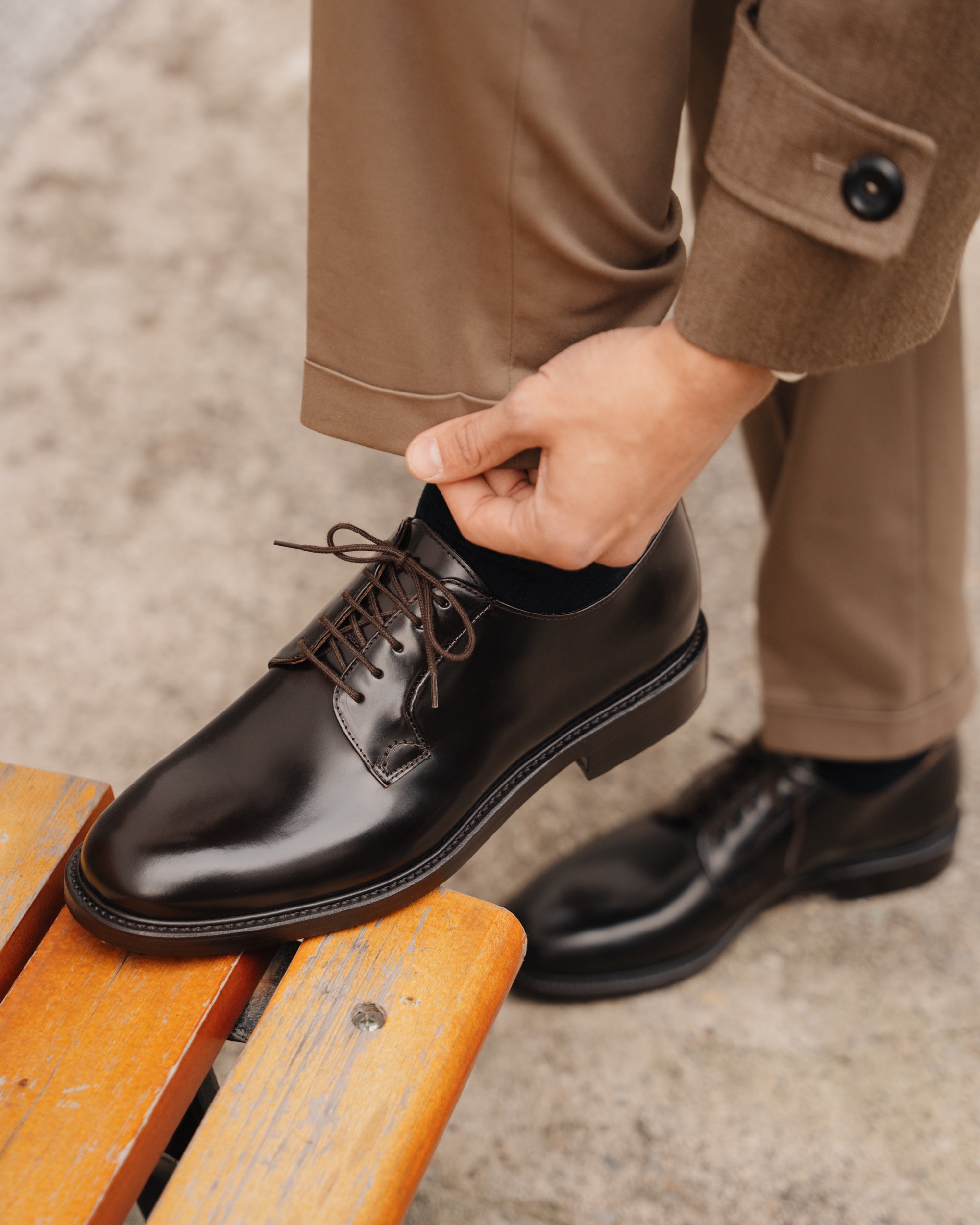 Men's classic brown leather Derby shoes | Velasca Men's classic brown leather Derby shoes | Velasca
