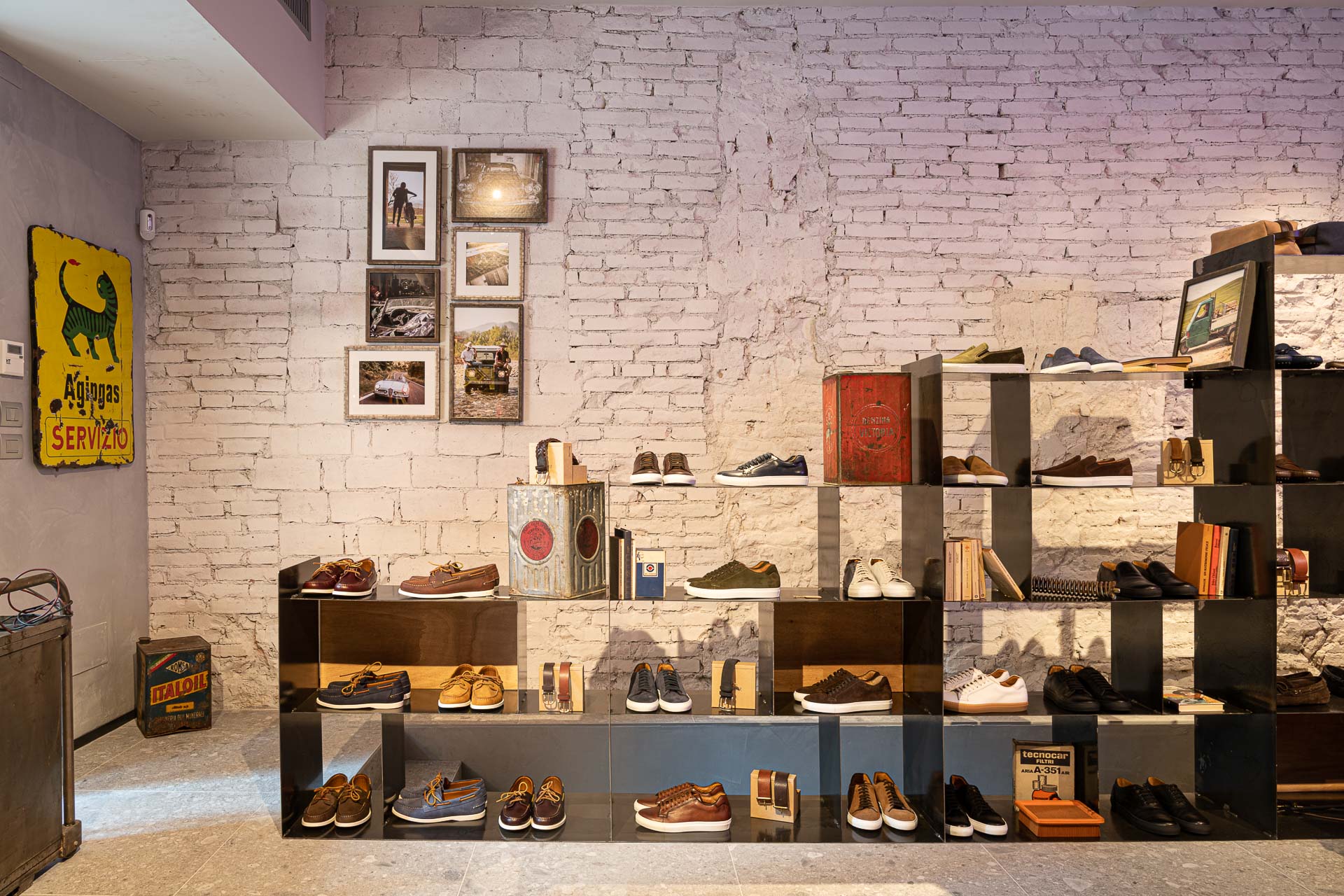 Scarpe a bologna deals