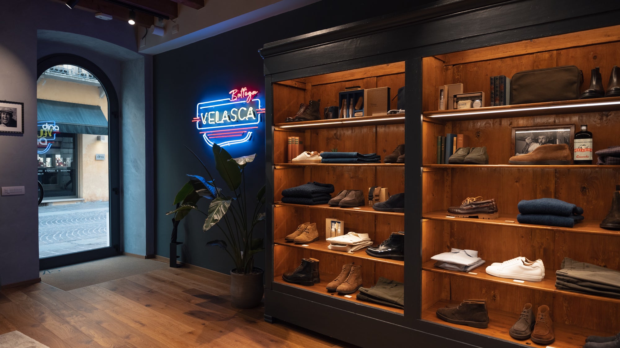 Negozio scarpe brescia deals